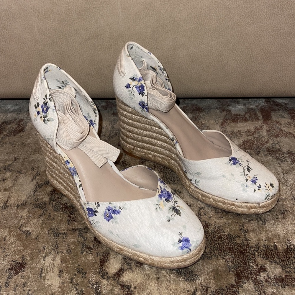Reformation White Floral Espadrille Wedge with Ankle Wrap - Picture 4 of 11